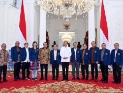 Presiden Jokowi Terima Rombongan Pengurus PWI Pusat di Istana Merdeka