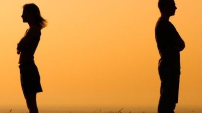 Masih Sering Ingat Mantan Pacar? Ini Caranya Agar Kalian Cepat ‘Move On’