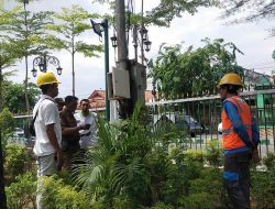 Nyali PLN Pamekasan Ciut, Tak Berani Bongkar Aliran Listrik Nempel di PJU