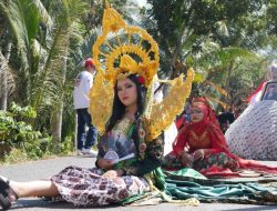 Meriah! Karnaval di Kecamatan Kadur Bertabur Penampilan