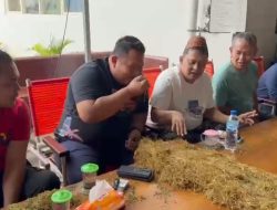 Ke Gudang Haji Her, Kapolres Pamekasan Diajak Pantau Proses Jual Beli Tembakau Madura