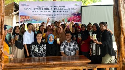 PT Pegadaian Berdayakan UMKM Desa Saleman Melalui Pelatihan Pengolahan Pertanian Buah Pala Menjadi Sirup Serta Sosialisasi Perizinan